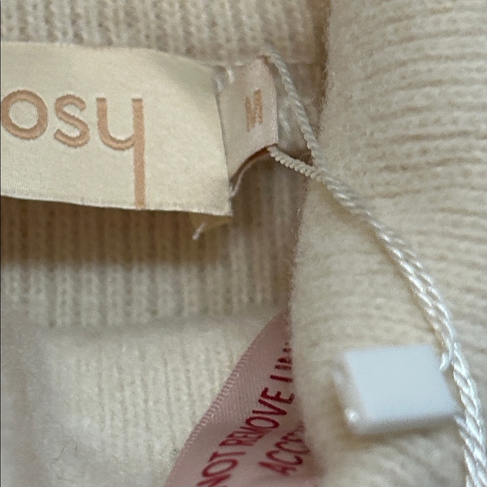 Choosy Oversized Boyfriend Sweater
Size M NWT - Picture 3 of 7